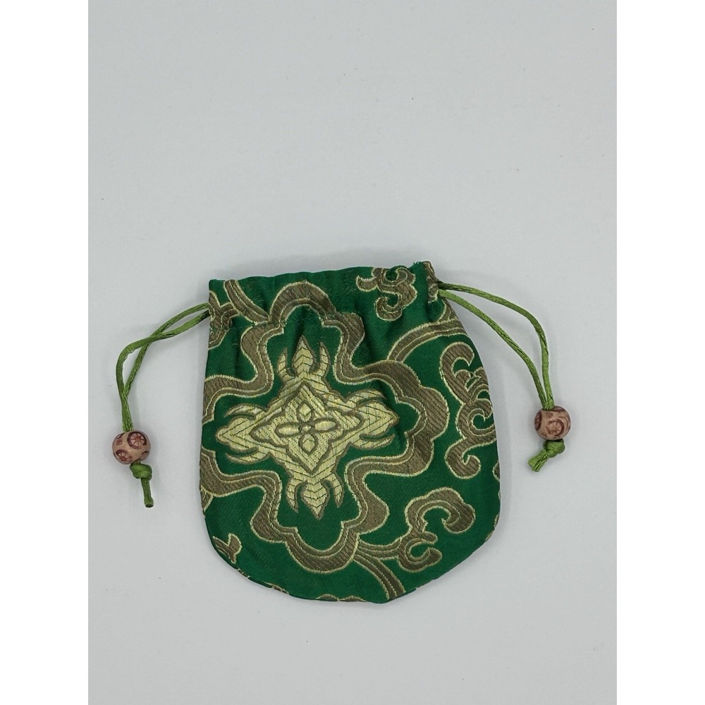 Elegant Silk Jewelry Pouch with Chinese Embroidery - Ideal for Travel - Picture 2 of 7
